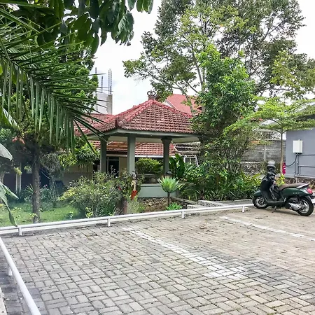 Villa Bunga Guest House Redpartner-2